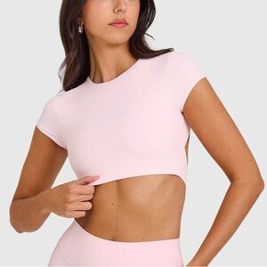 Oner Active SOFTMOTION SHORT SLEEVE CROP TOP Size M *Sold Out